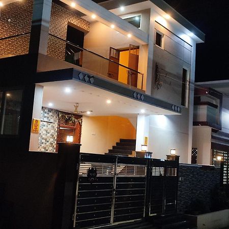 Jo'S Homestay Tiruvannāmalai Zewnętrze zdjęcie