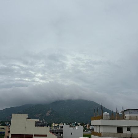 Jo'S Homestay Tiruvannāmalai Zewnętrze zdjęcie