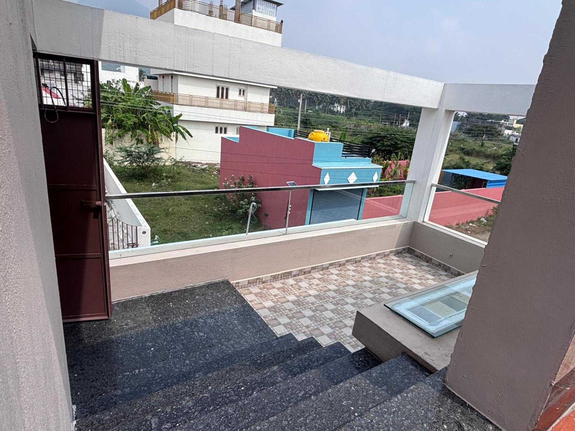 Jo'S Homestay Tiruvannāmalai Zewnętrze zdjęcie