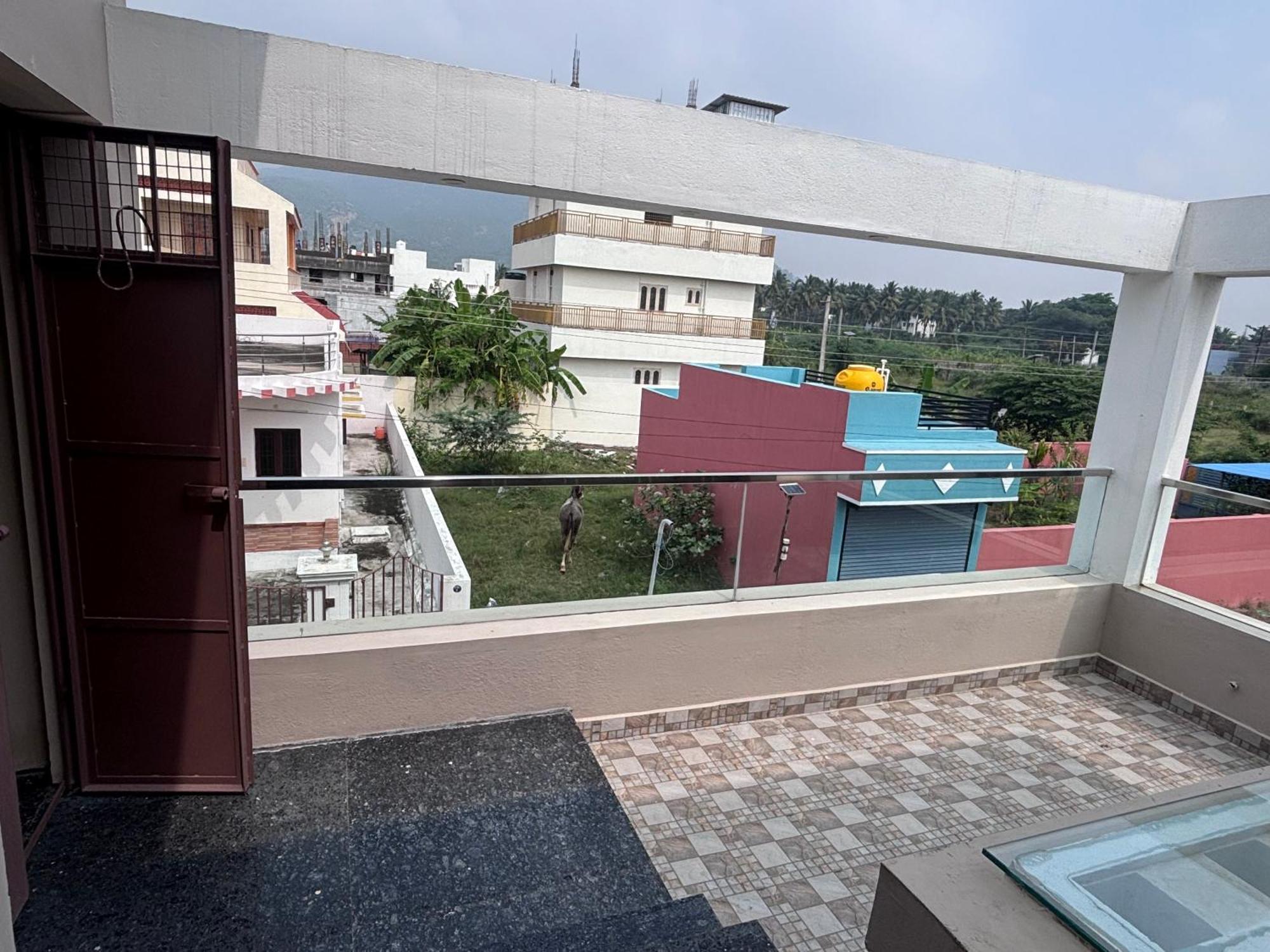 Jo'S Homestay Tiruvannāmalai Zewnętrze zdjęcie