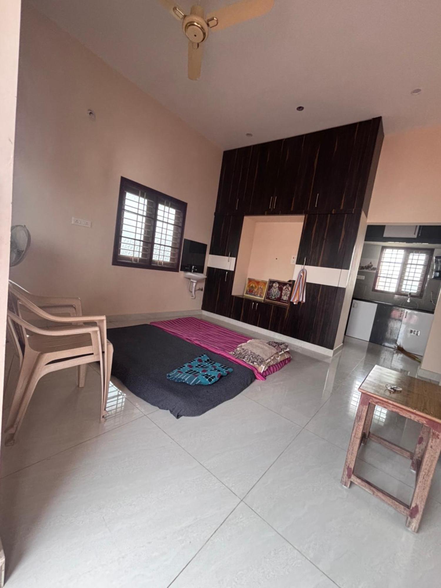 Jo'S Homestay Tiruvannāmalai Zewnętrze zdjęcie